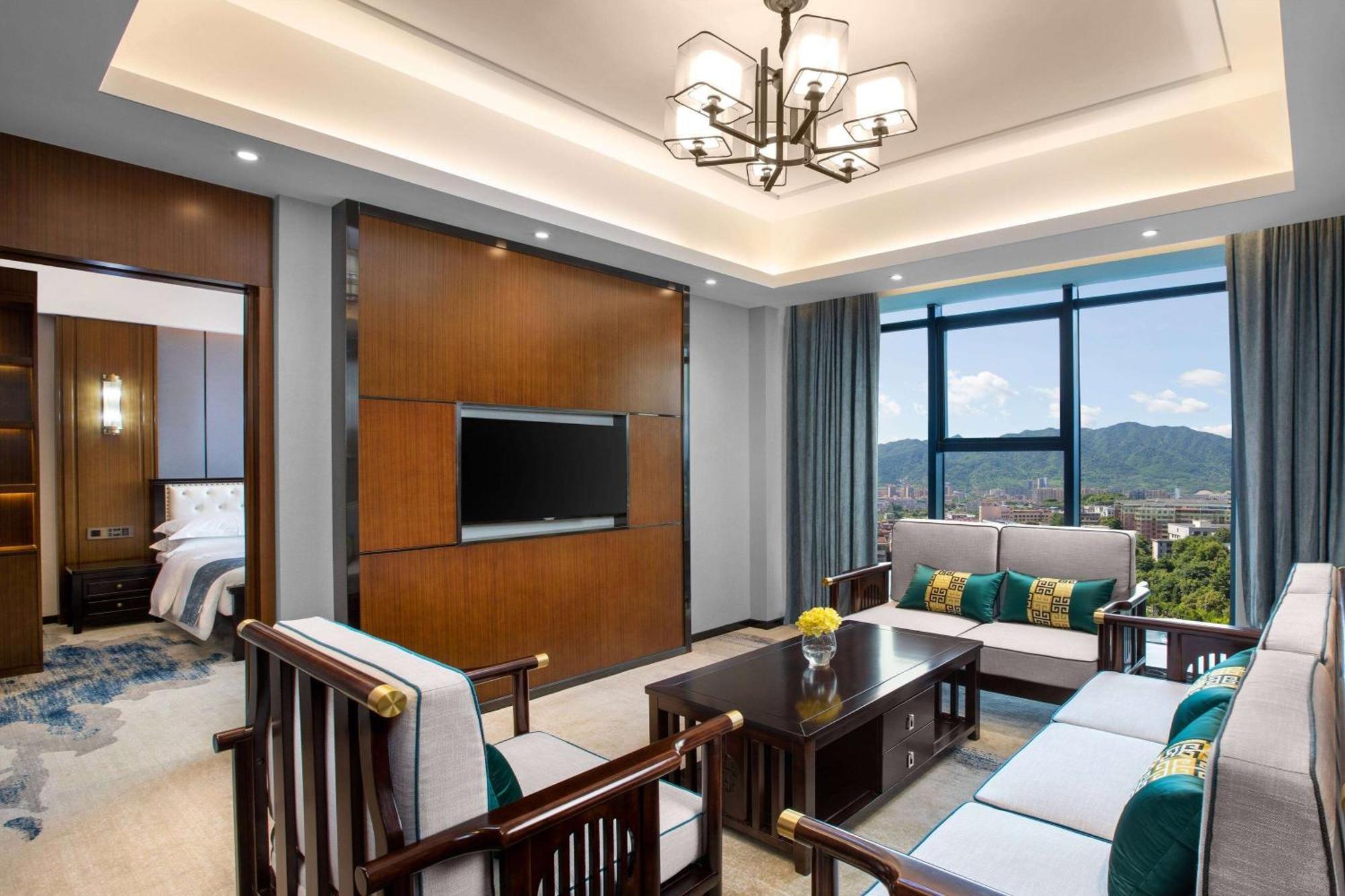 Ramada Encore By Wyndham Chenzhou North Zixing Экстерьер фото